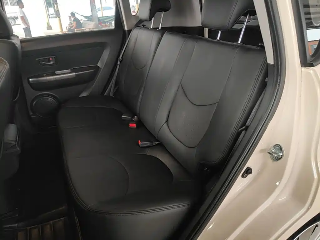 Kia Soul 2014 2013 1.6L AT GL