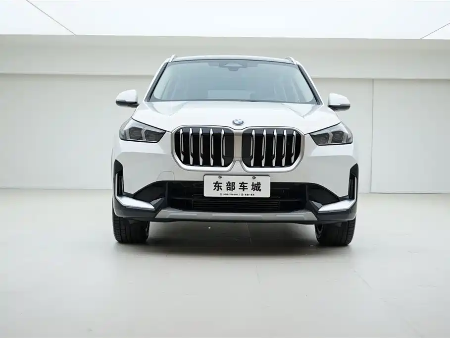 BMW X1 2025 sDrive25Li X Design Package фото 2
