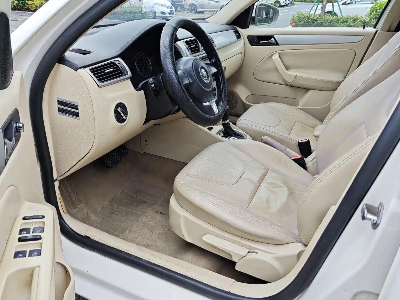 Volkswagen Bora 2011 1.4T AT Sportline фото 13