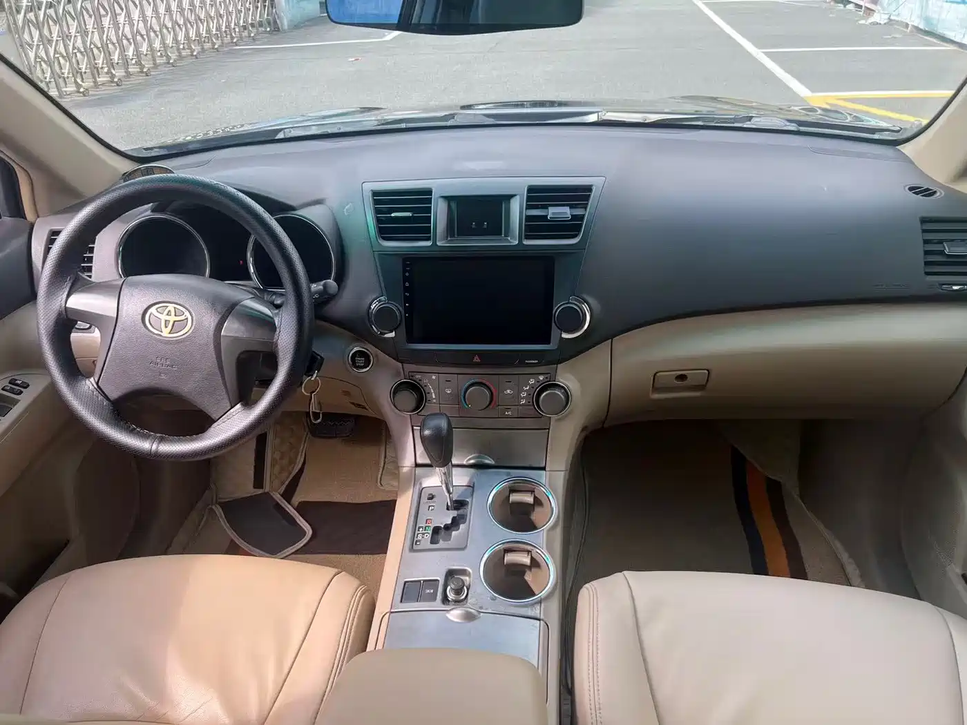 Фото 6 - Toyota Highlander