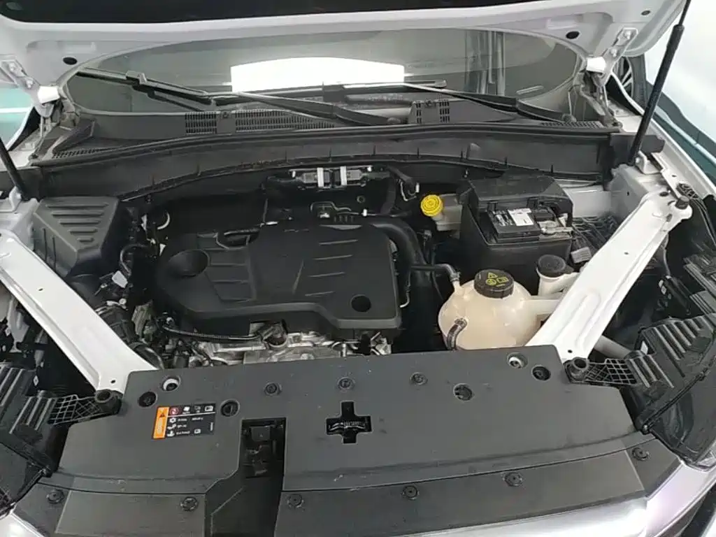 Roewe RX5 2025 2025 PLUS 330TGI Auto Trend-Setting Smart Edition
