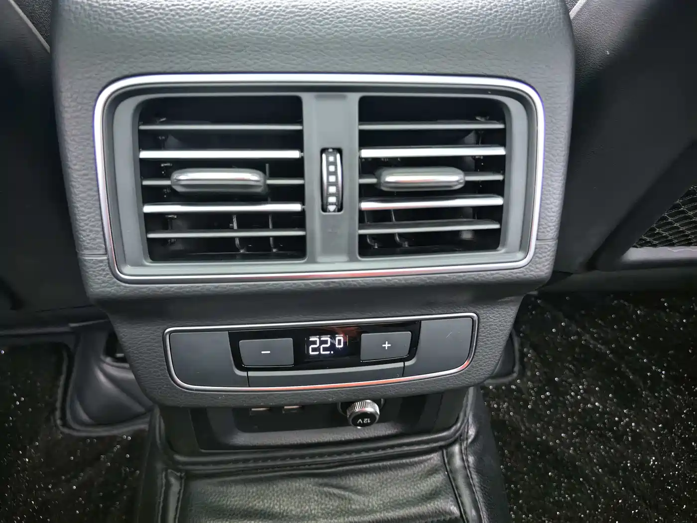 Audi Q5L 2023 40T Luxury Dynamic фото 21
