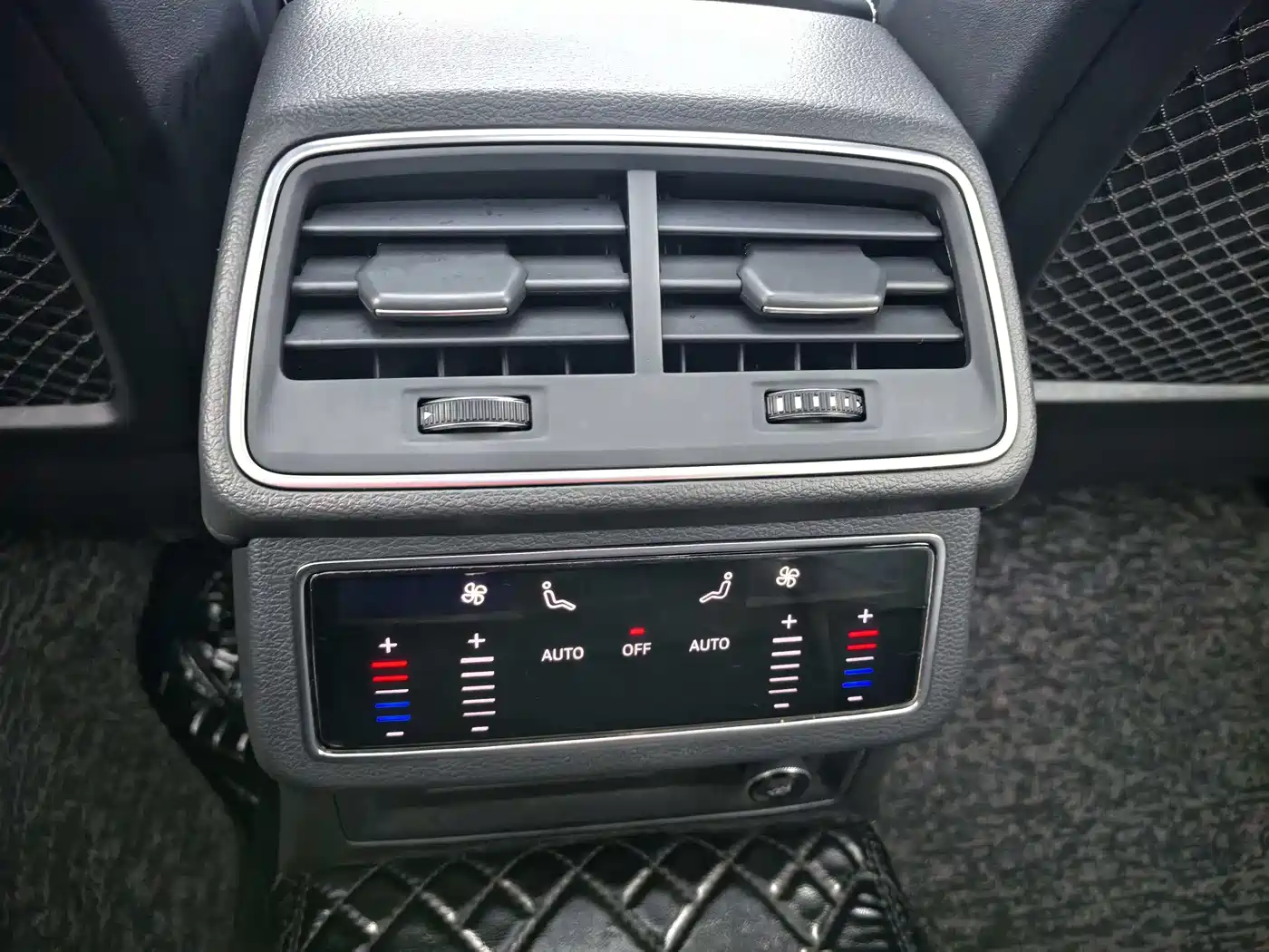 Audi A6L 2024 45 TFSI quattro Premium Dynamic фото 11