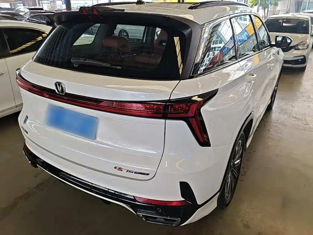 Фото 7 - Changan CS75 PLUS