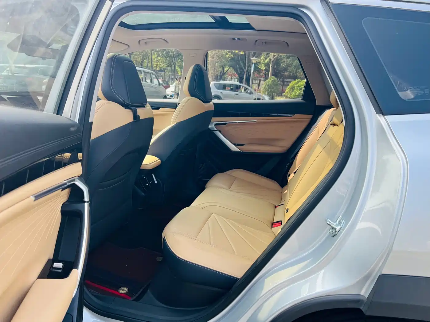 GEELY AUTOMOBILE BOYUE L