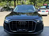 Photo 2 - Audi Q7