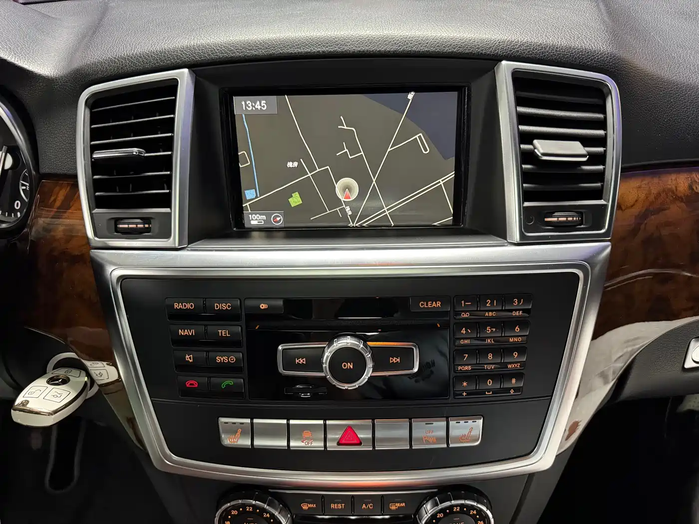 Mercedes-Benz M-Class 2012 Model ML 350 Luxury фото 26
