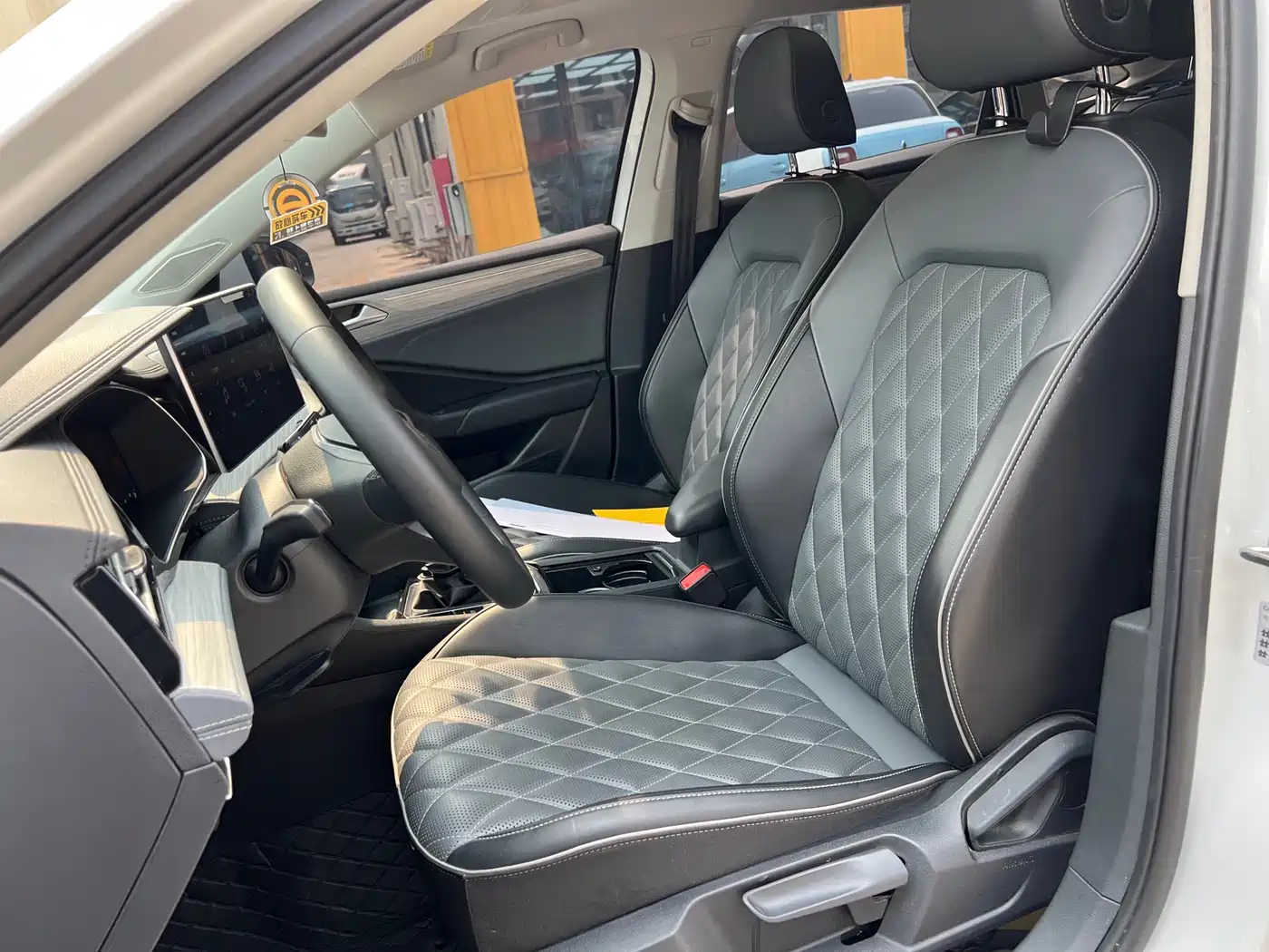 Volkswagen Sagitar 2024 300TSI DSG Surpass Edition фото 14