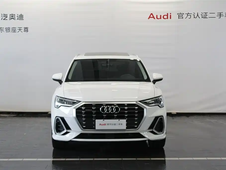 Audi Q3 2019 40 TFSI quattro Fashion Sport фото 2