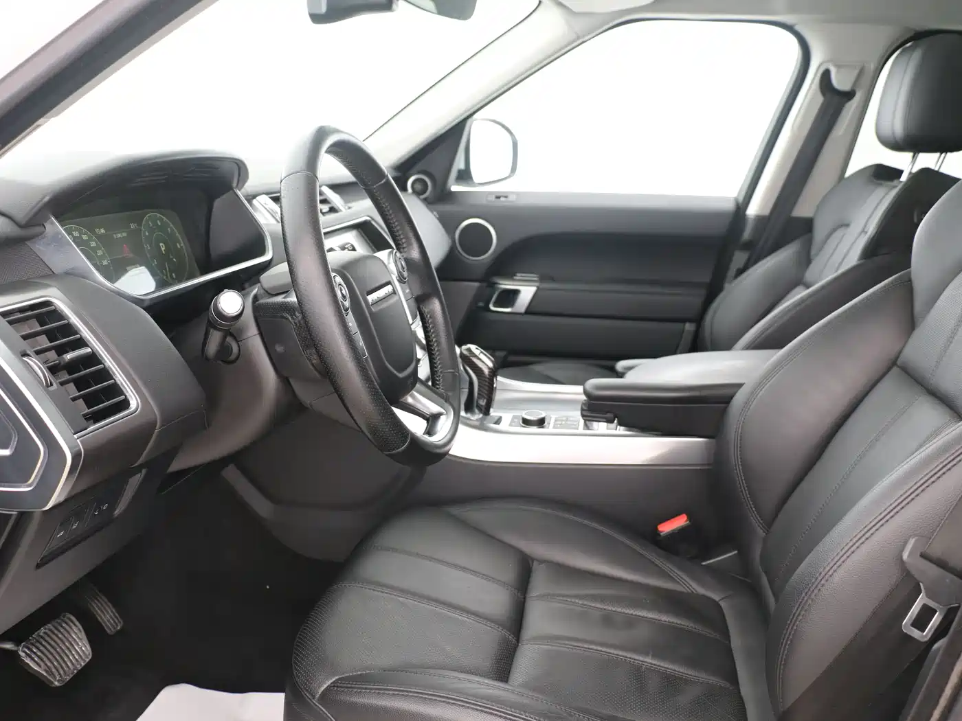 Land Rover Range Rover Sport 2017 3.0 SC V6 SE фото 6