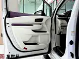 صورة 2 - Toyota Sienna