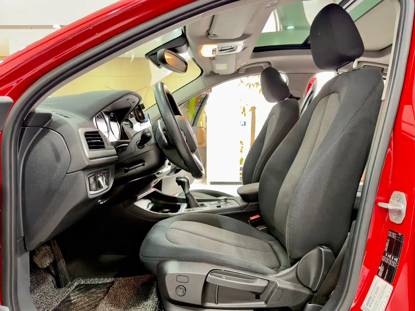 BMW 1 Series 2017 120i Design Package фото 10