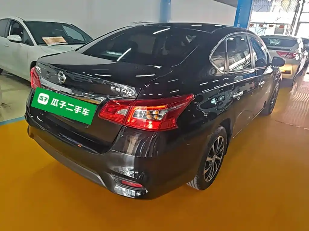 Nissan SYLPHY, миниатюра 7