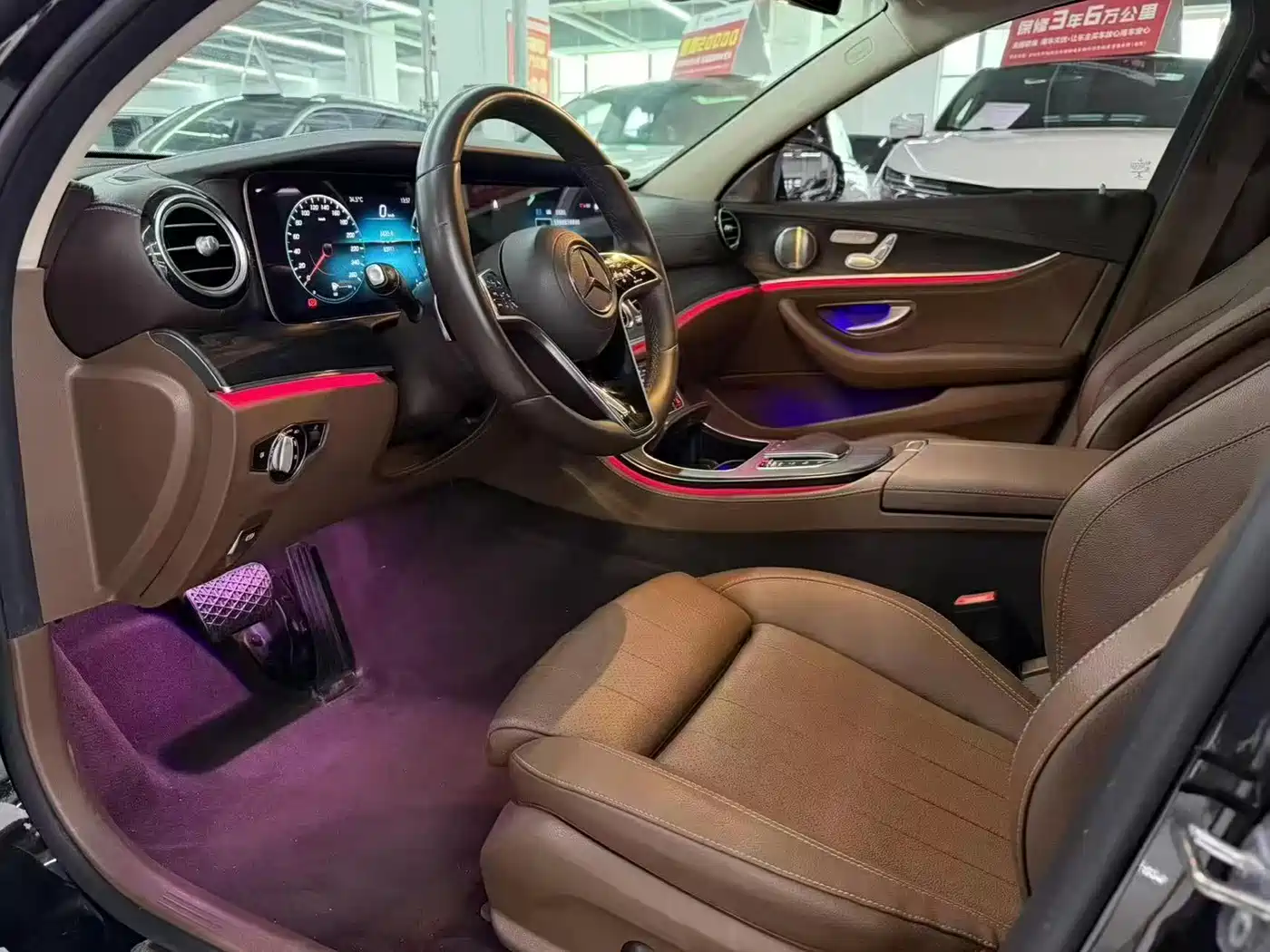 Фото 5 - Mercedes-Benz E-Class