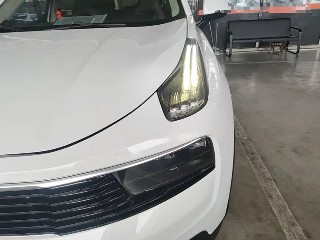Lynk & Co 01 2018 2017 2.0T 2WD Pro Version
