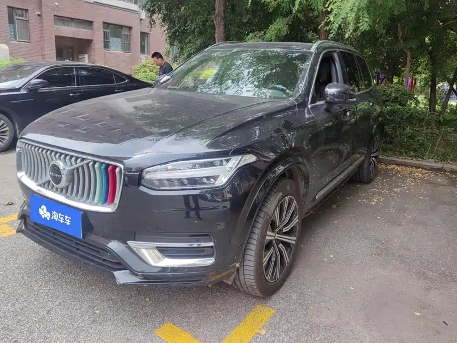 Volvo XC90 2022 B5 Smart Luxury Edition 5-seater