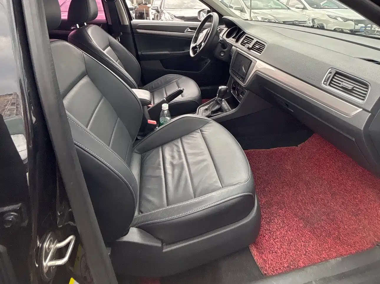Volkswagen Lavida 2015 1.6L Automatic Trend Edition фото 13