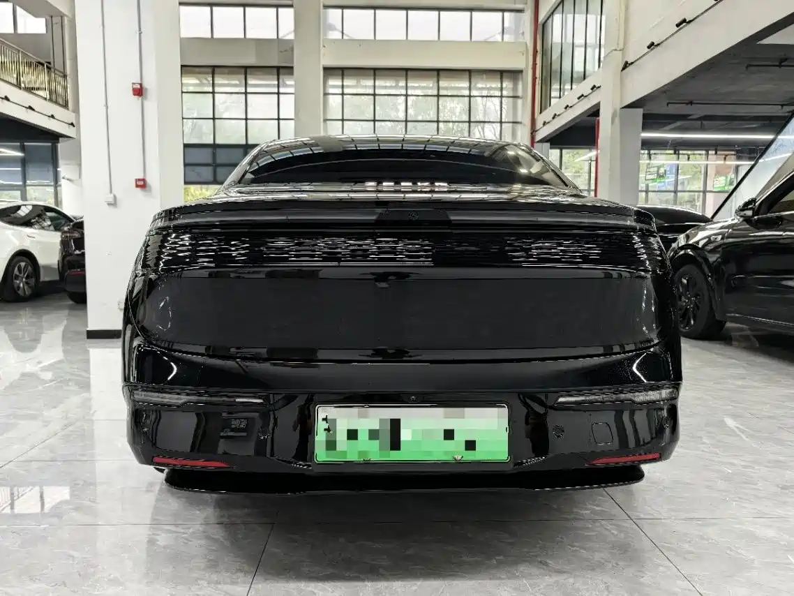 ZEEKR EXTREME KRYPTON 007