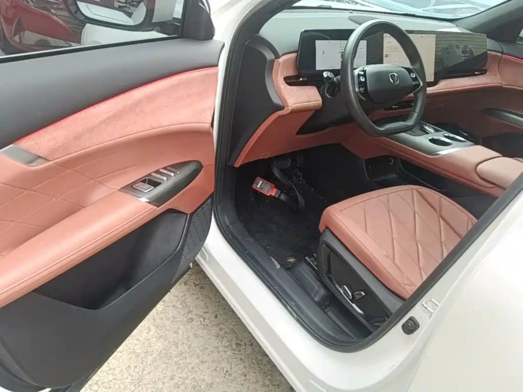 Фото 16 - Changan CS75 PLUS
