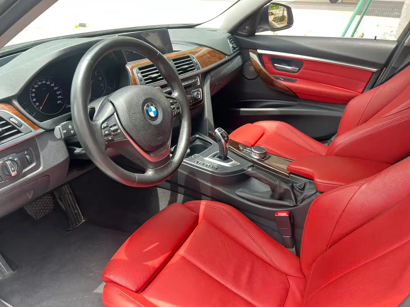 Фото 4 - BMW 3 Series