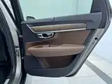 Фото 26 - Volvo V90