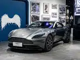 Фото 1 - Aston Martin DB11