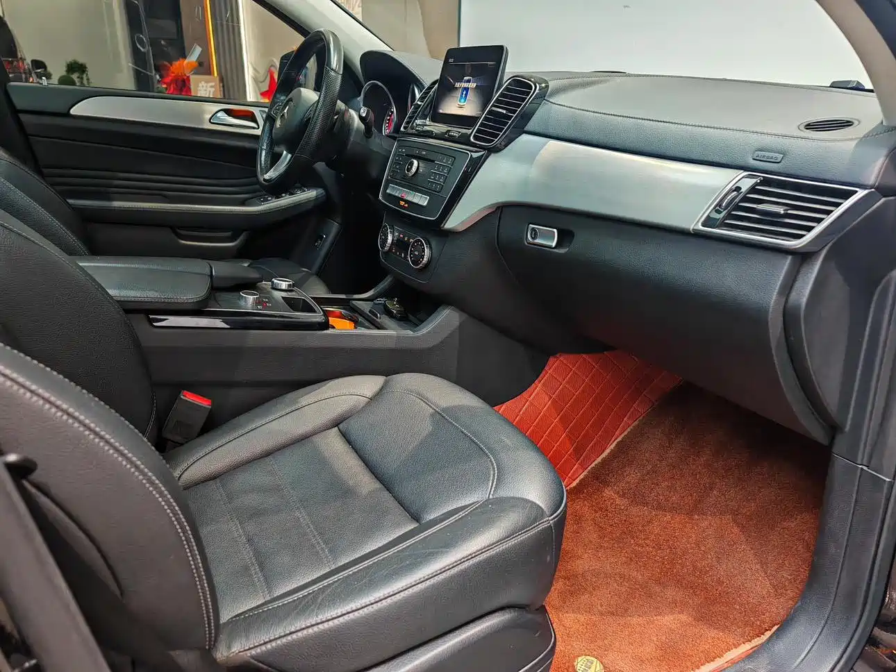 Mercedes-Benz GLE Coupe 2018 GLE 320 4MATIC Coupe SUV фото 11