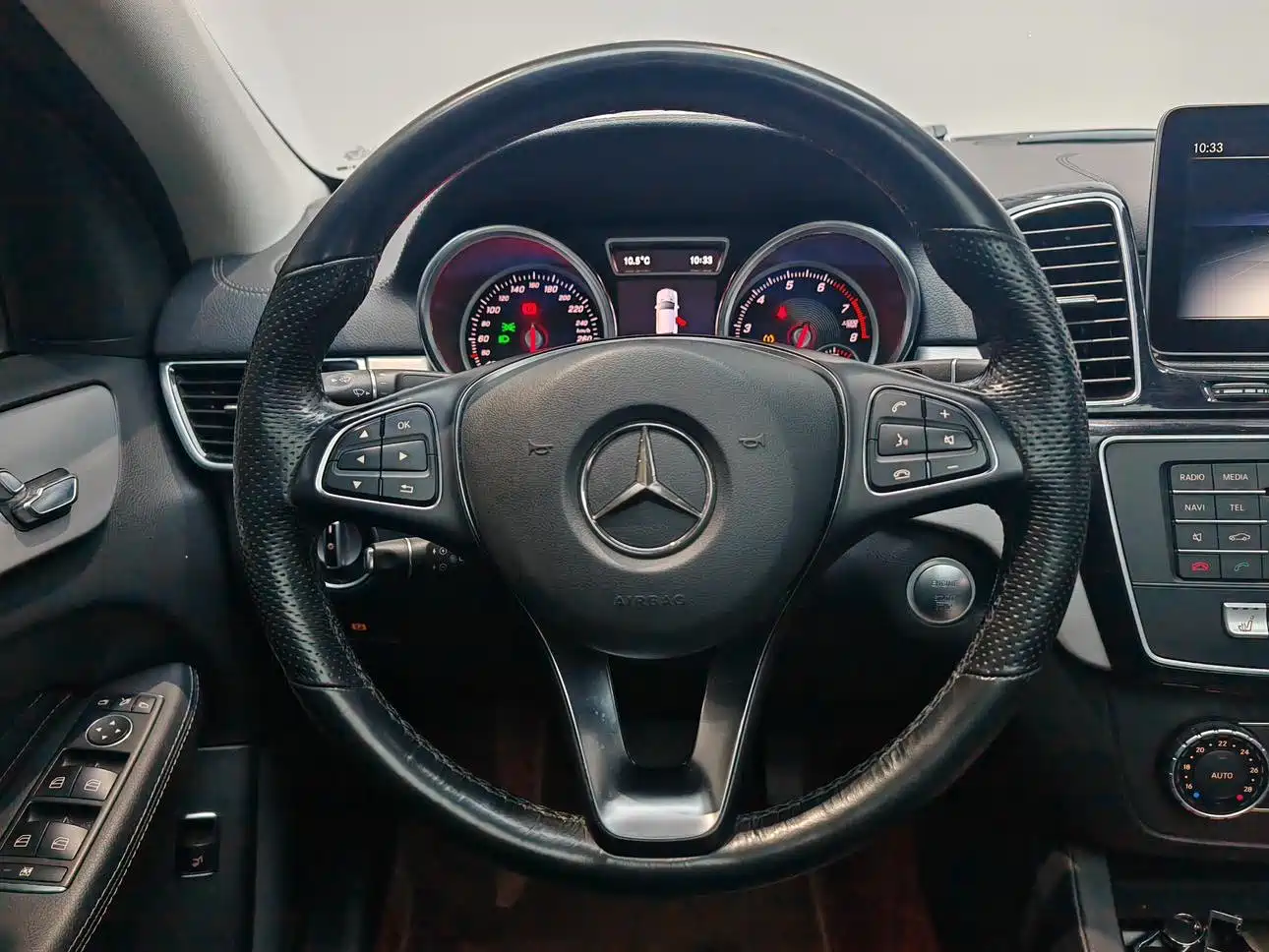 Mercedes-Benz GLE Coupe 2018 GLE 320 4MATIC Coupe SUV фото 13