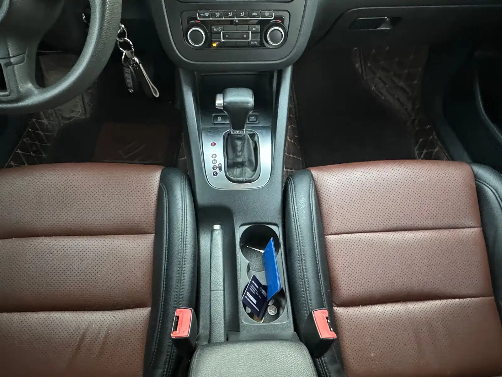 Photo 15 - Volkswagen Sagitar