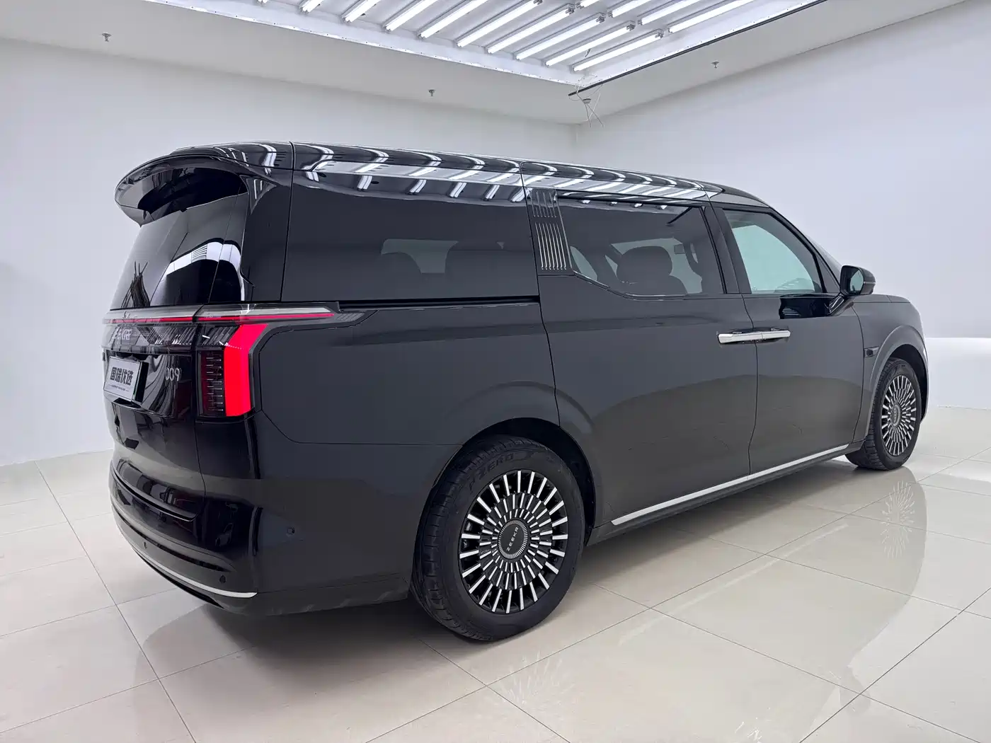 ZEEKR EXTREME KRYPTON 009