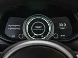 Фото 16 - Aston Martin DB11