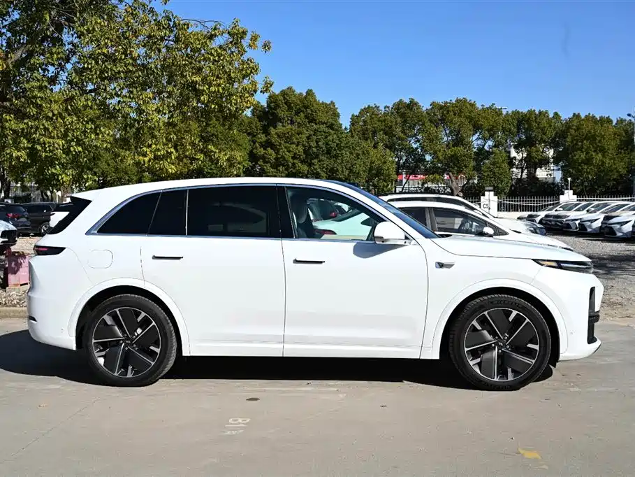 Li Auto IDEAL L7