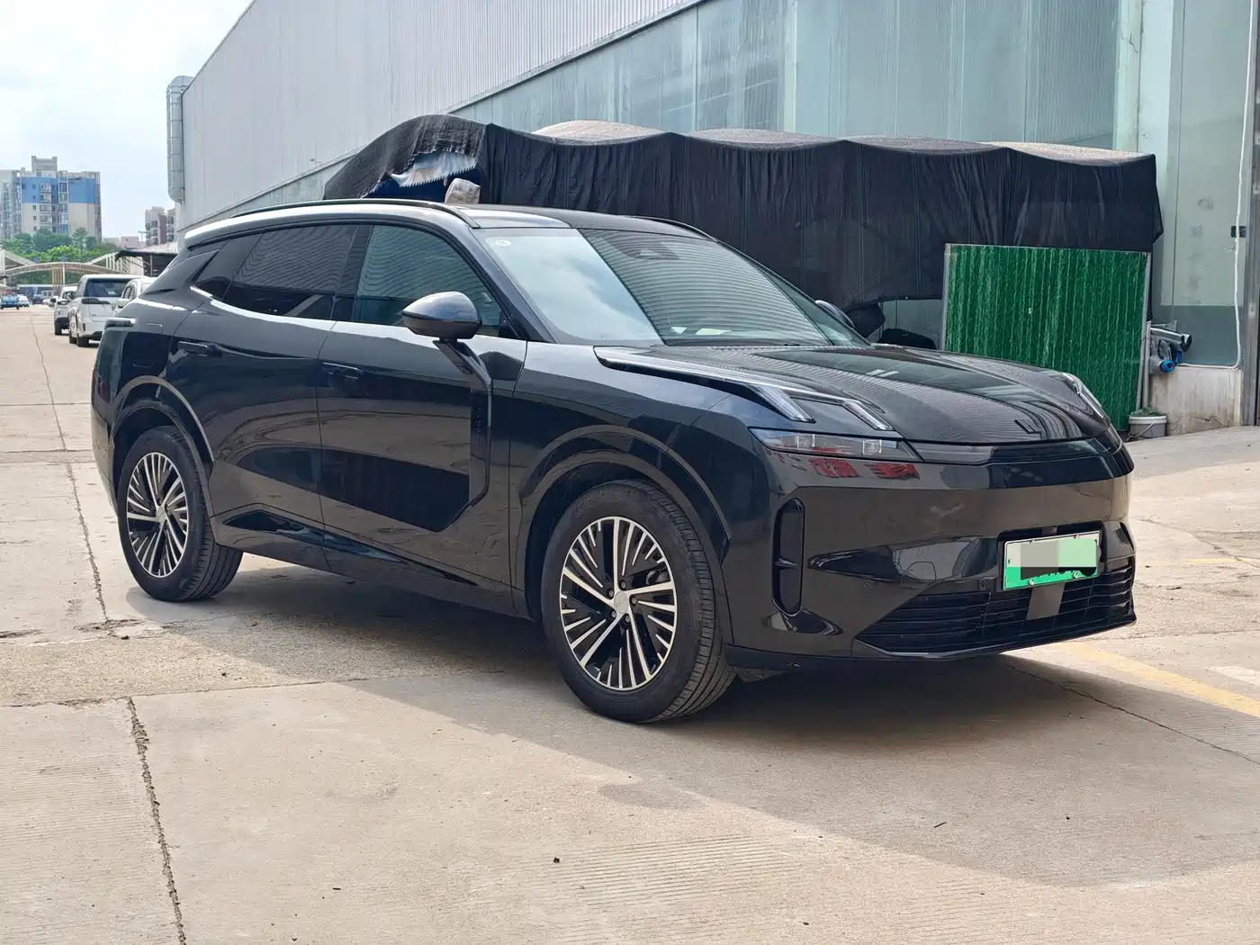 Lynk & Co 08 EM-P 2023 120km Long Range Pro фото 3