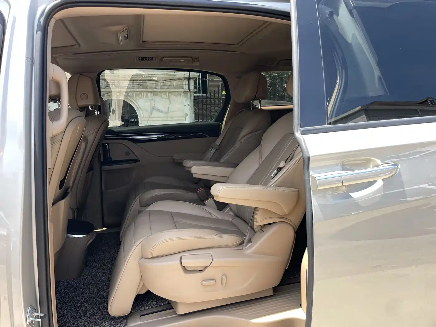 Buick GL8 2018 ES 28T Luxury Type China VI фото 19
