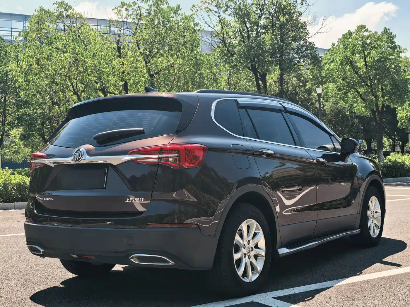 Фото 6 - Buick Envision Plus