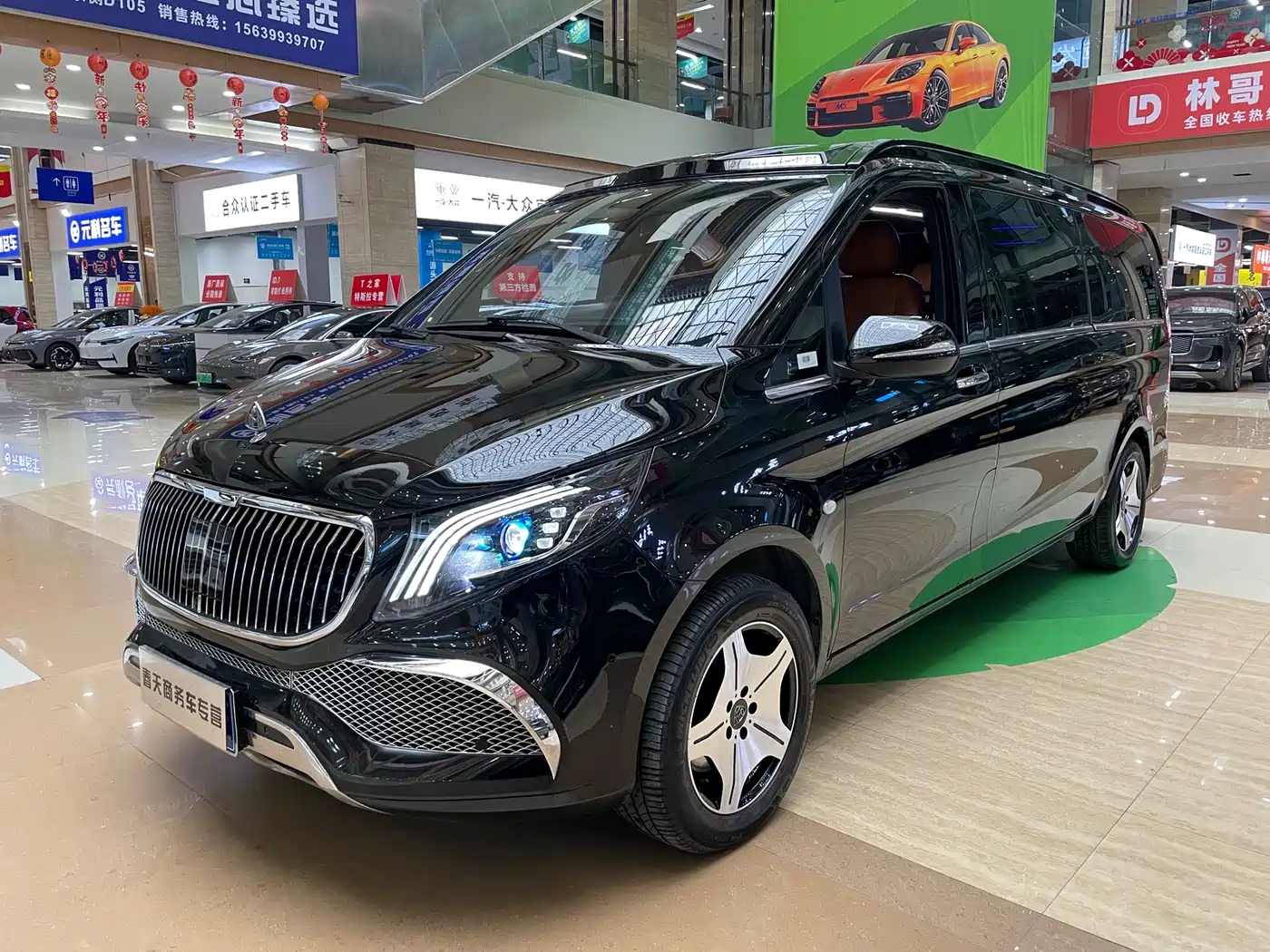 Mercedes-Benz Vito 2023 2.0T Elite 7-Seater