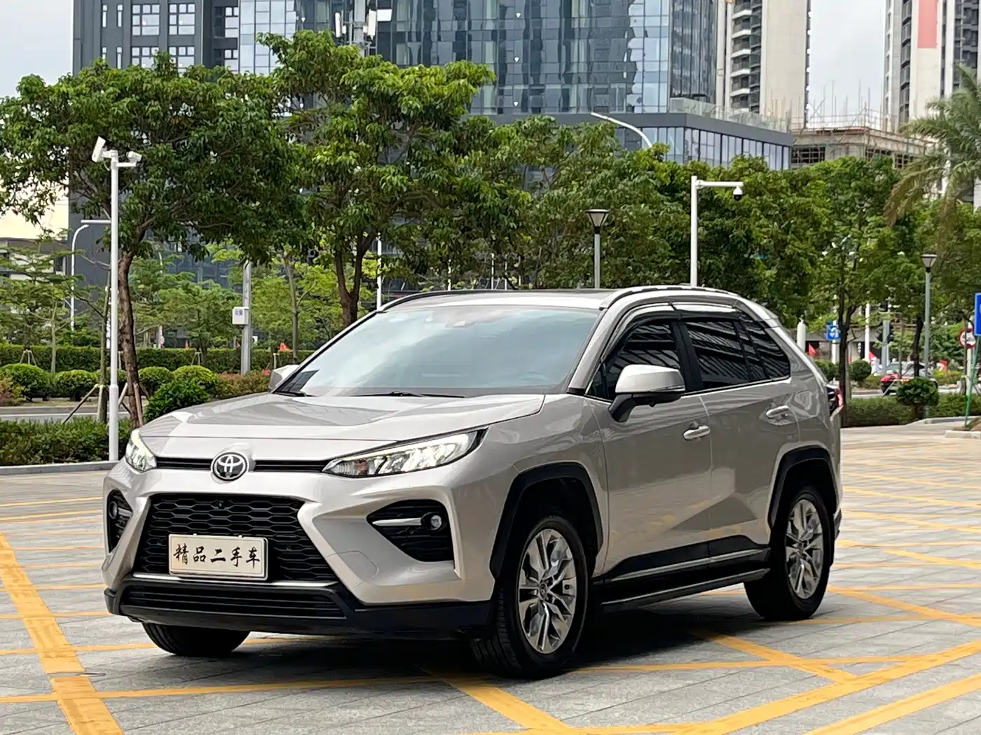 Toyota Wildlander 2022 2.0L CVT FWD Luxury PLUS Edition