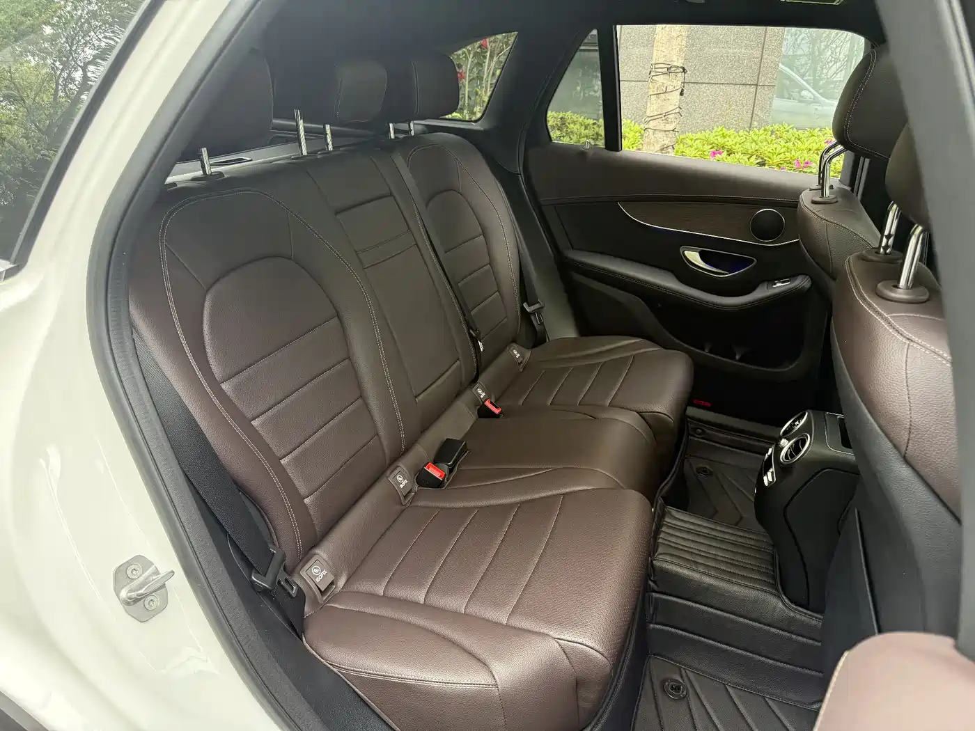 Mercedes-Benz GLC 2022 GLC 300 L 4MATIC Dynamic Collector's Edition фото 11