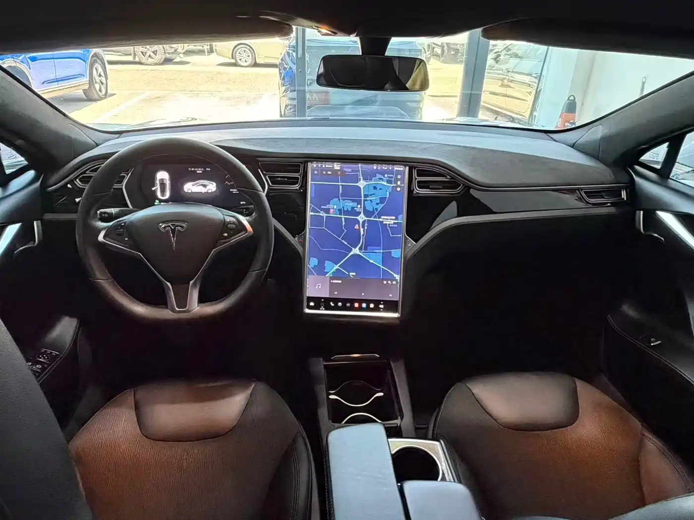 TESLA MODEL S