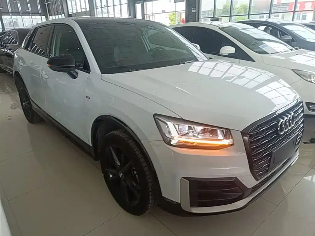 Audi Q2L 2018 35 TFSI Fashion Dynamic China VI фото 4
