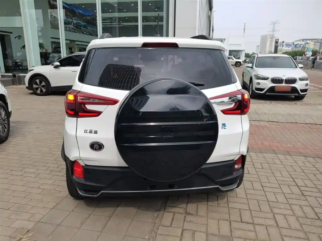 BYD Yuan New Energy 2019 EV360 Smart Connect Premium Edition фото 6