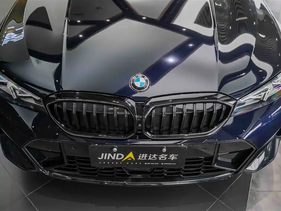BMW 3 Series 2026 2025 330Li M Sport Night Edition