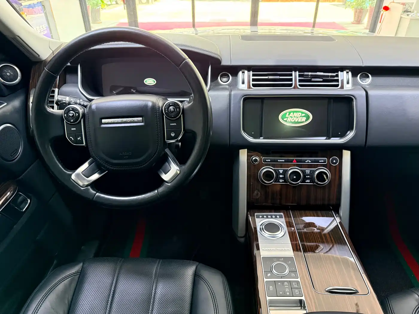 Land Rover Range Rover 2014 3.0 SC V6 Vogue фото 12