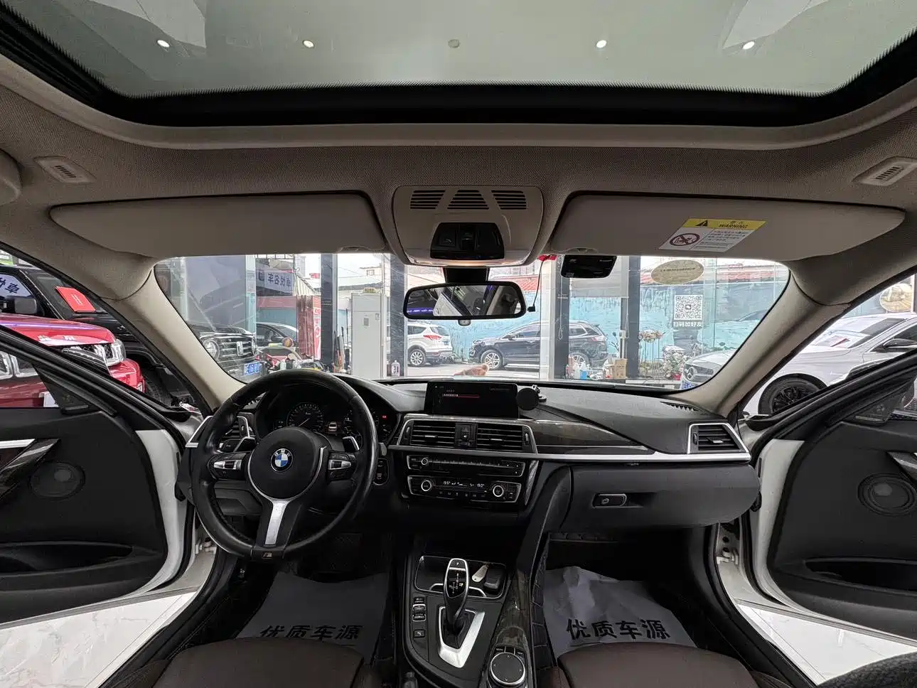 BMW 3 Series 2019 320Li M Sport Black Night Edition фото 11
