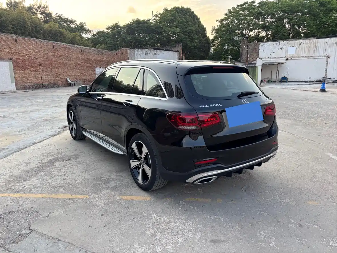Mercedes-Benz GLC 2022 Facelift GLC 300 L 4MATIC Dynamic фото 6