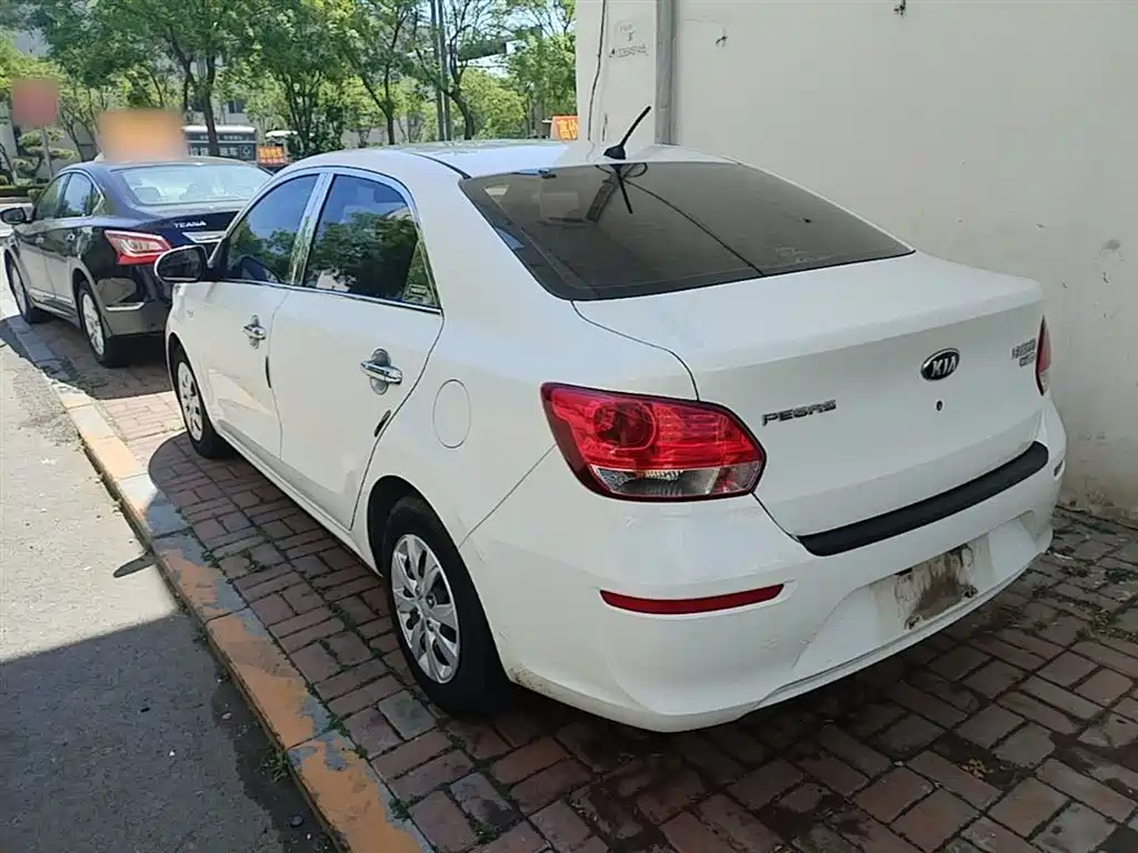 Kia Huan Chi 2017 1.4L Manual Smart Fashion фото 5