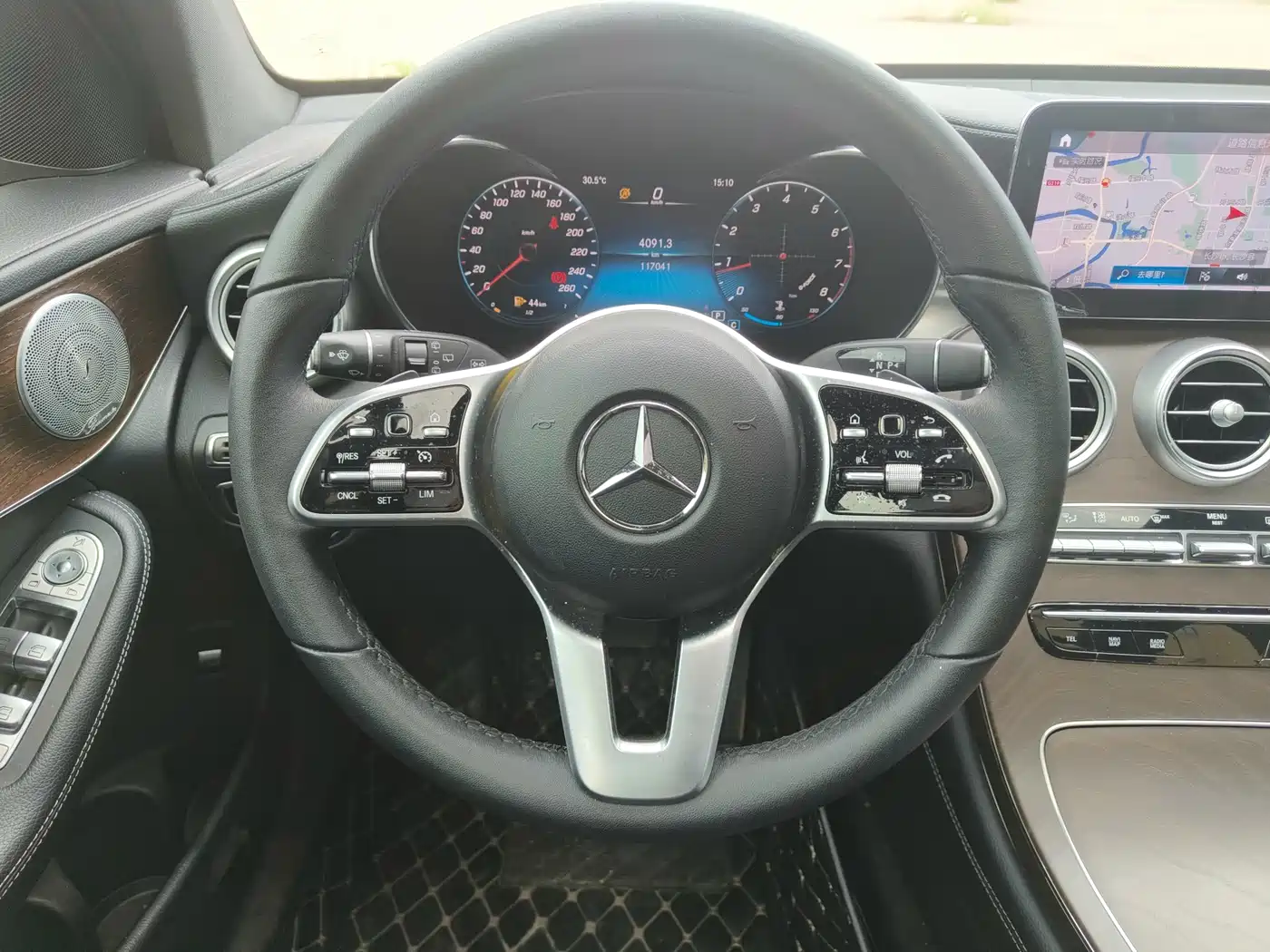Mercedes-Benz GLC 2021 GLC 260 L 4MATIC Luxury фото 13