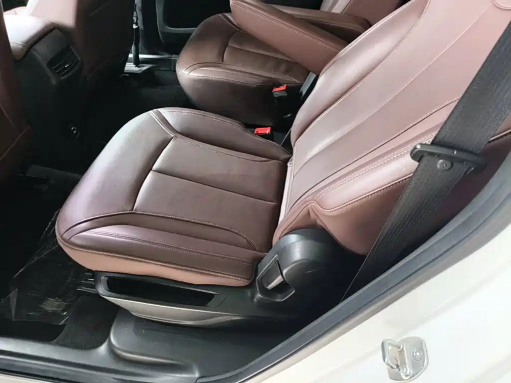 Buick GL6 2018 2018 18T 6-Seater Premium