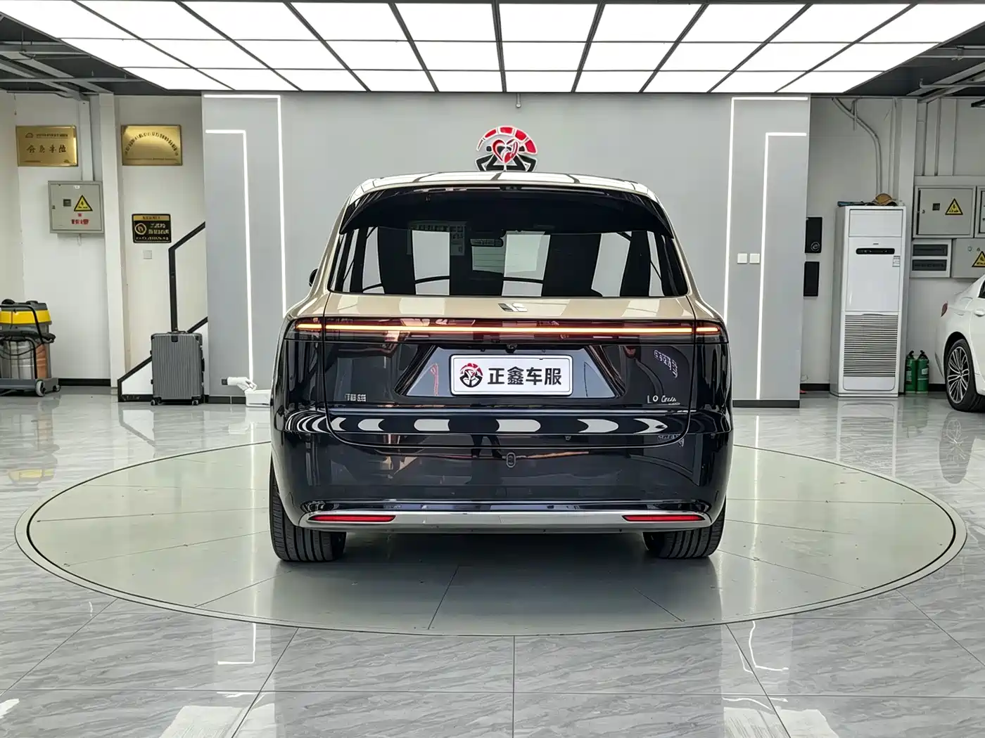 Li Auto Li Xiang L9 2026 2026 Base Model