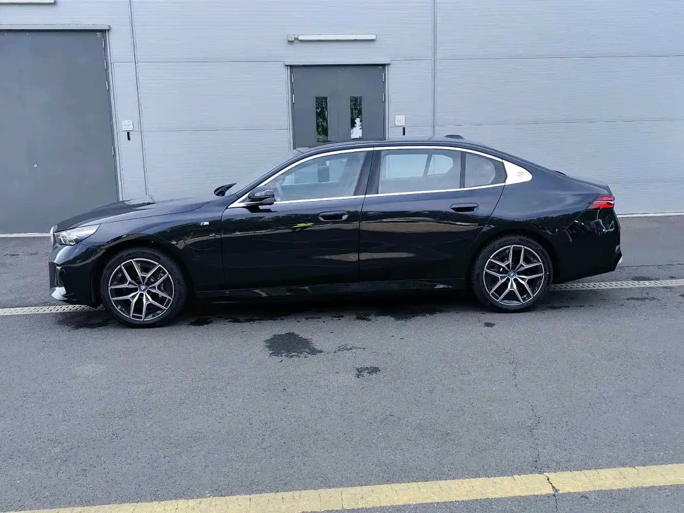 BMW i5 2026 2025 eDrive 35L M Sport Package